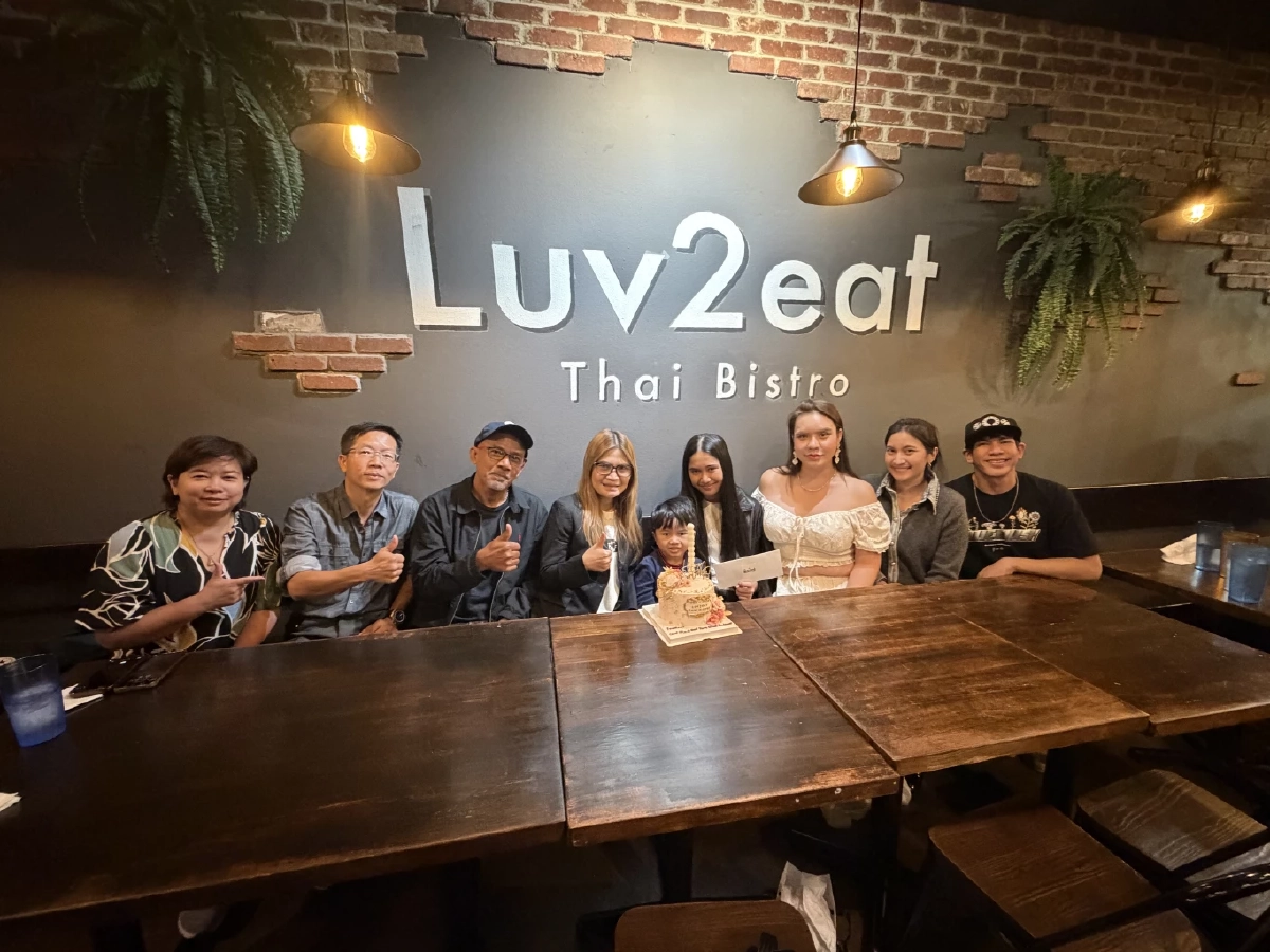 "เนเน่" เซอร์ไพรส์วันเกิดคุณแม่ ก่อนสู้ศึก AGT 2026 รอบ Live Show ที่ลอสแอนเจลิส