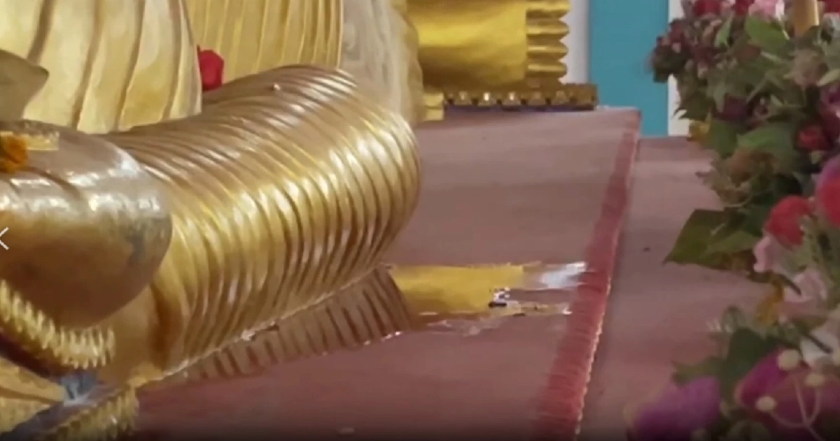 ย่ำยีศรัทธา! อดีตนักโทษเพิ่งพ้นคุก เอา กกน. สวมพระเกศ ฉี่รดพระประธาน วัดดัง