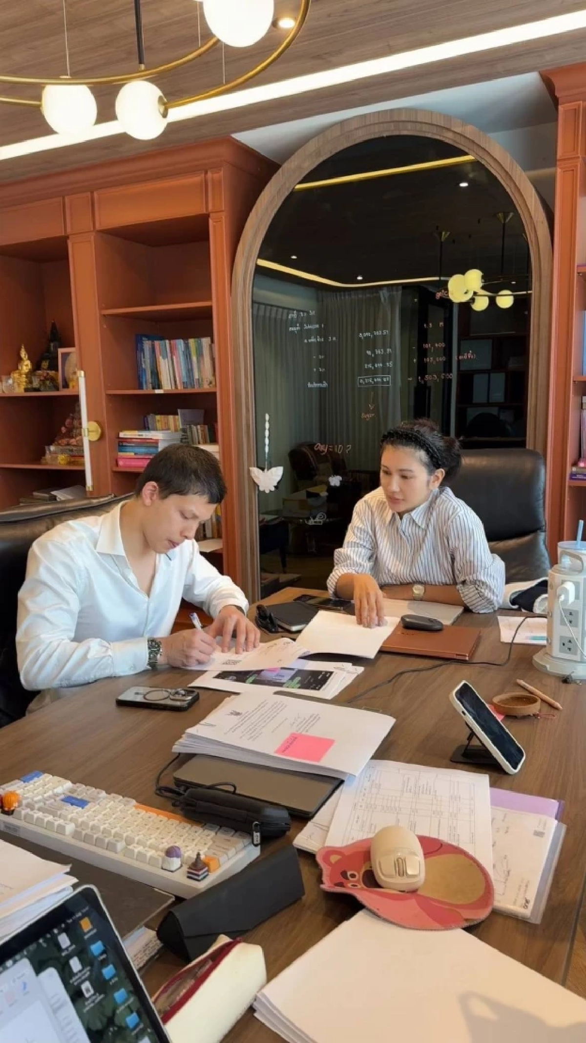 "โดม เดอะเฟซ" สึกปุ๊บแท็กทีม "ทนายนิด้า" เดินหน้าเอาผิดคดีเก่า ยัน! ไม่ยอมความ