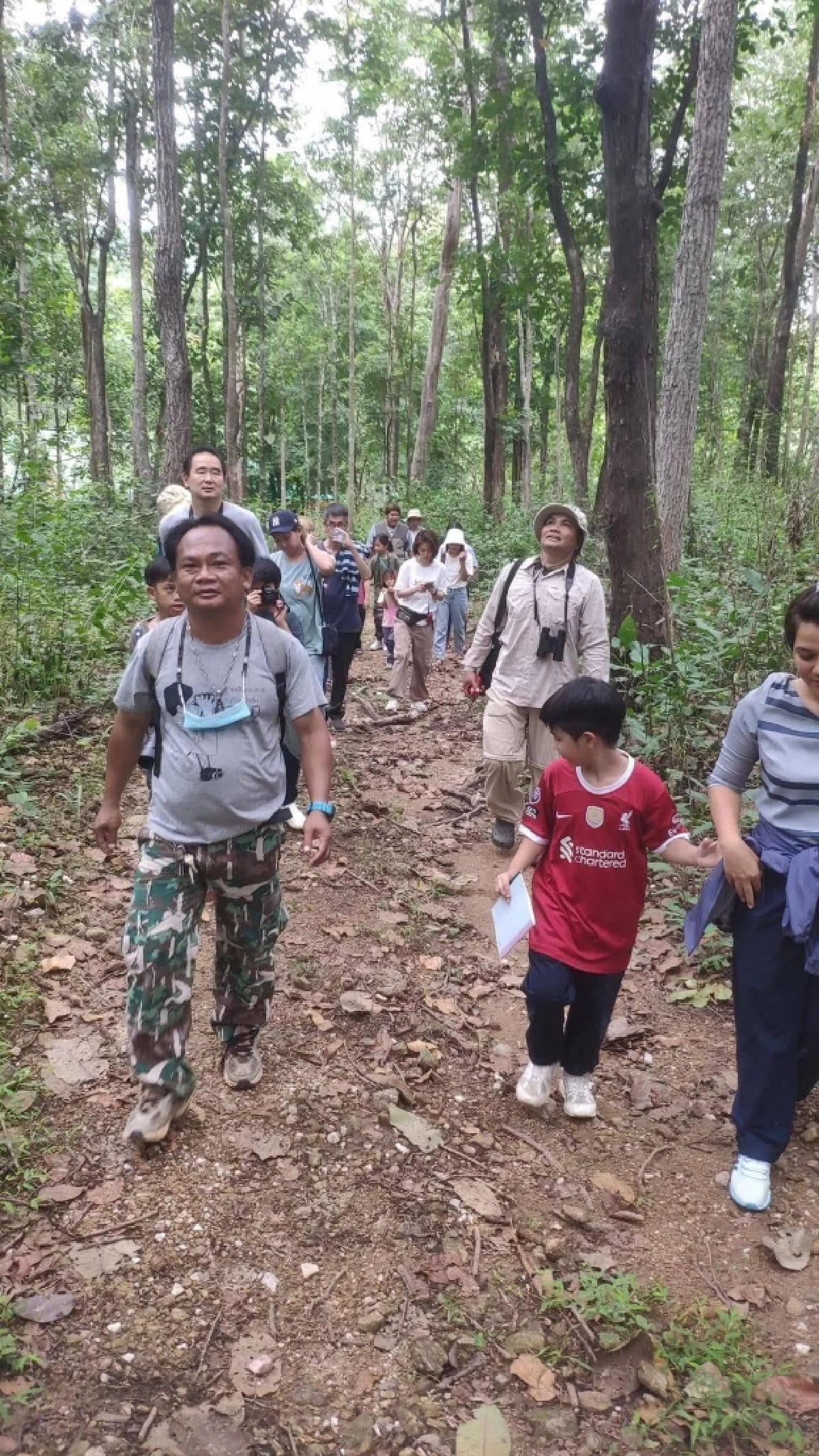 อาลัยเจ้าหน้าที่พิทักษ์ป่าห้วยขาแข้งหลังถูกเสือโคร่งทำร้าย