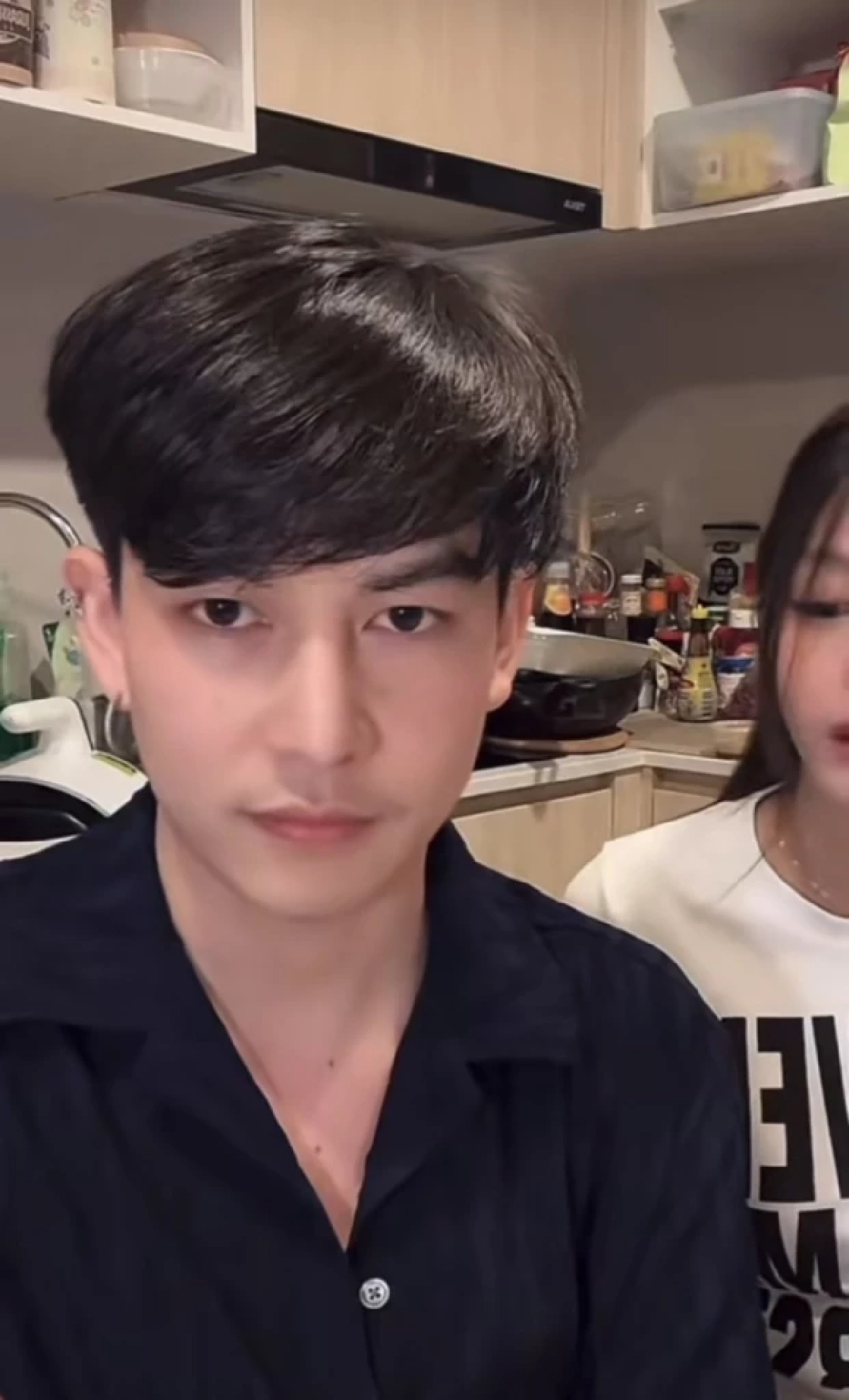 "ขนม" ซัดเดือด! "น้ำ" แฟนใหม่ ไม่พอใจลูกอ้วกบนรถ "ครูเต้ย" โต้กลับ หนังคนละม้วน