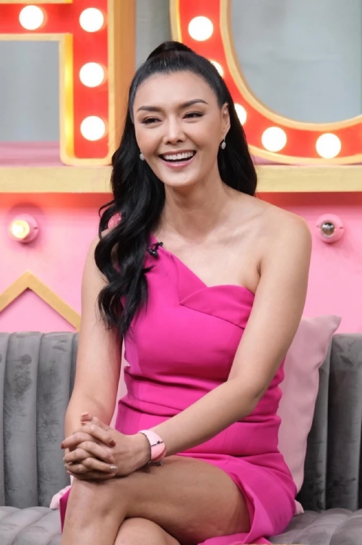 "ปู มัณฑนา" ตัดพ้อขอพื้นที่หายใจได้บ้าง หลัง "ลูกหมี" จ่อฟ้องล้มละลาย