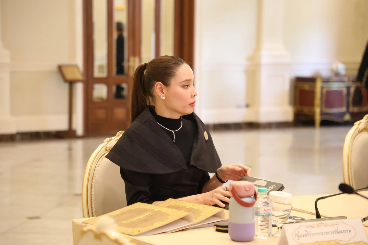 คืบหน้าพระเมรุมาศฯ "รองนายกฯ ศุภจี" ประชุมคณะกรรมการ ย้ำทุกขั้นตอนต้องสมพระเกียรติ