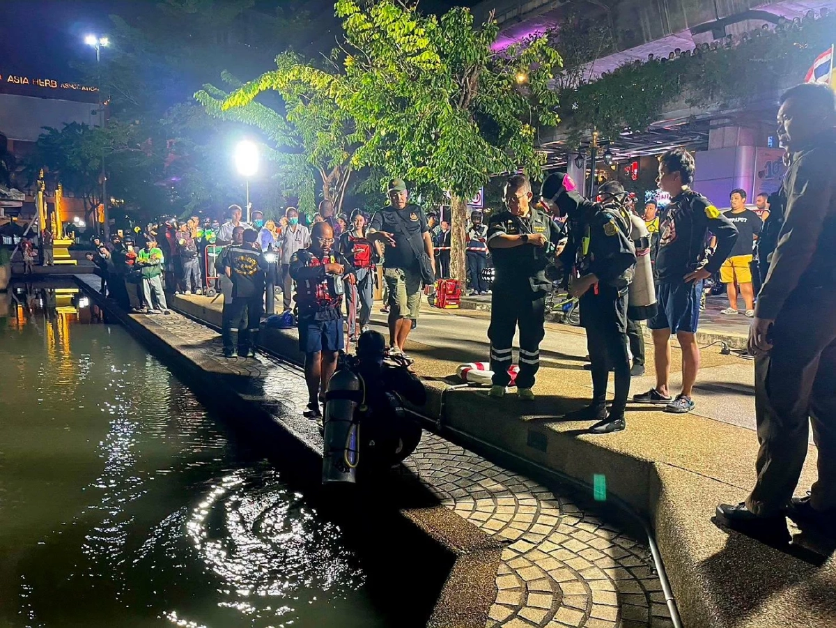 เกิดเหตุสลด! กลางสวนเบญจสิริ ชายถูกทำร้าย ถูกโยนลงสระดับ