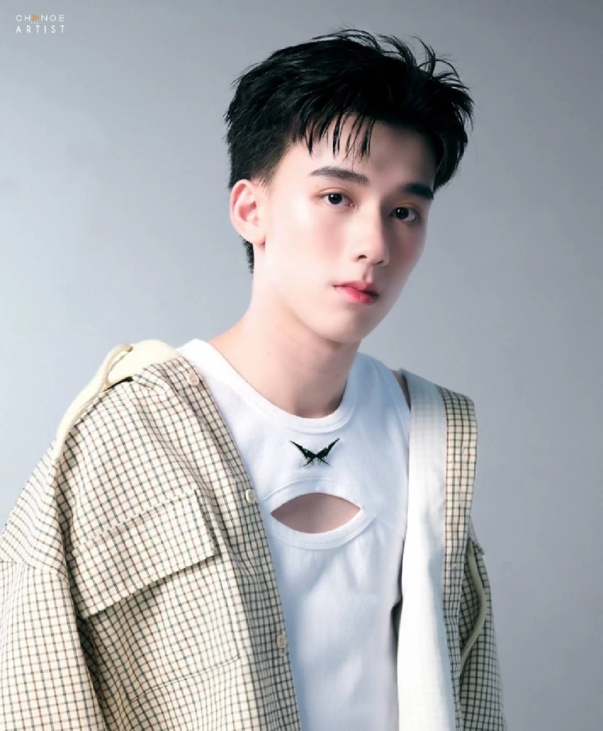เปิดวาร์ป “ฮีโร่ อาชวิน” หนุ่มหล่อ Gen Z ดีกรีนักบาสฯ ทีมจังหวัด