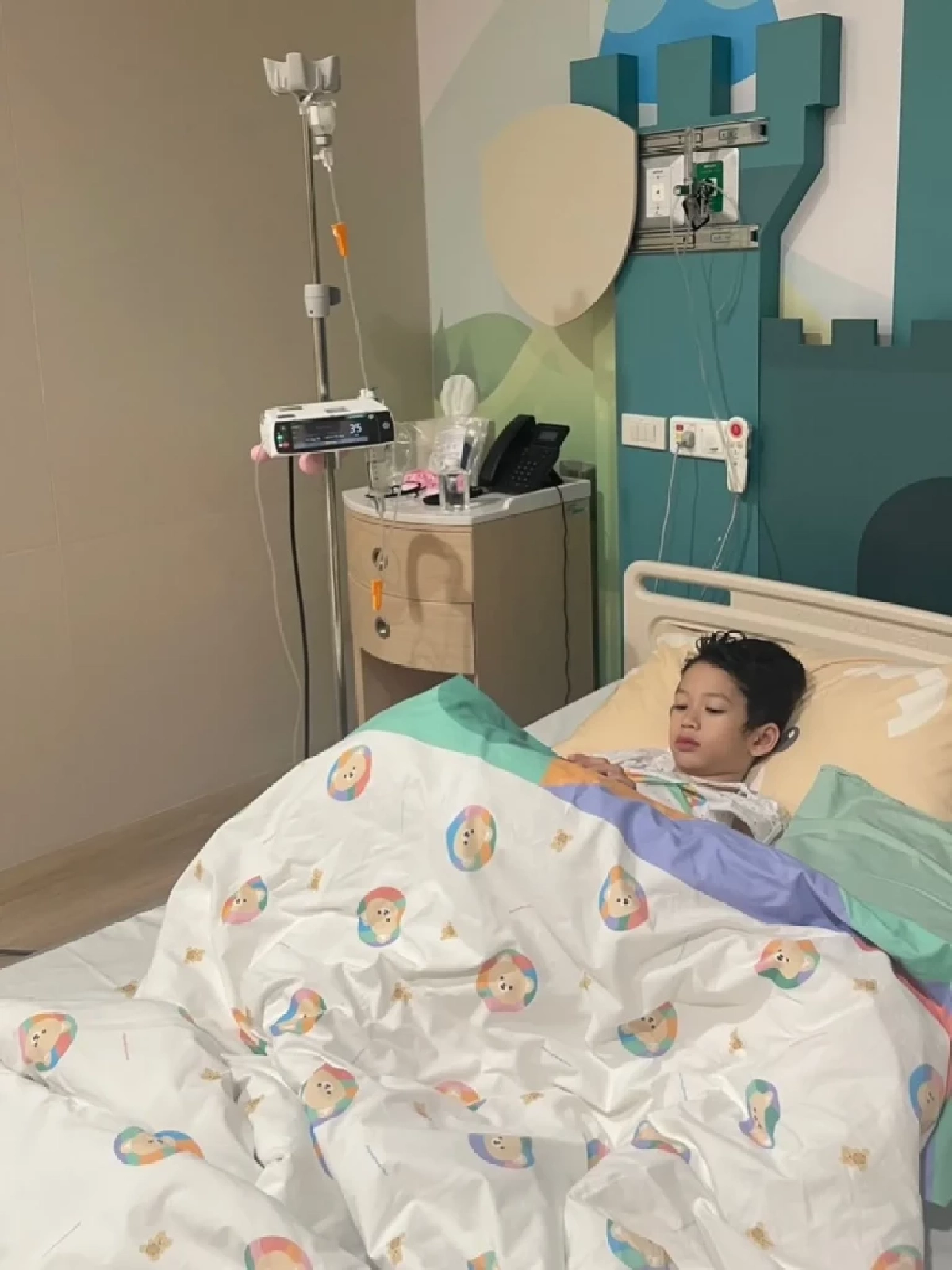 “แอน ภัททิรา” อัปเดตอาการ “น้องโพธิ์” ป่วยหนักโรคหายาก