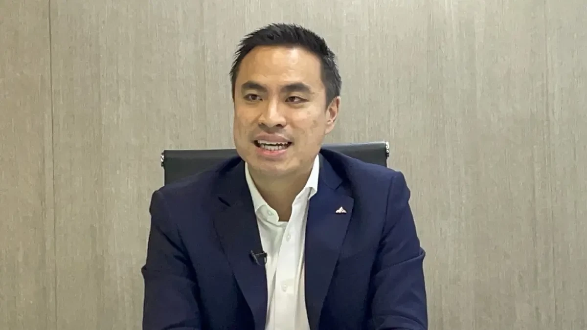 ดีเดย์รื้อราคาน้ำมัน! พลังงานเตรียมตัดต้นทุนซ้ำซ้อน จ่อลดส่งเงินเข้ากองทุนฯ-เพิ่มรับซื้อไฟโซลาร์บ้าน 500 MW