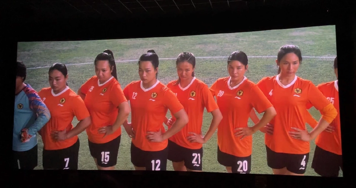 "มีมี่ บารมี" โดนใจพระเอกในตำนาน "โจว ซิงฉือ" ดึงตัวเล่นหนังจีน Kung Fu Soccer