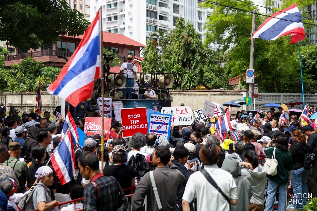 เปิด 4 ข้อเรียกร้อง กลุ่มทวงคืนประเทศไทย บุกสถานทูตอิสราเอล
