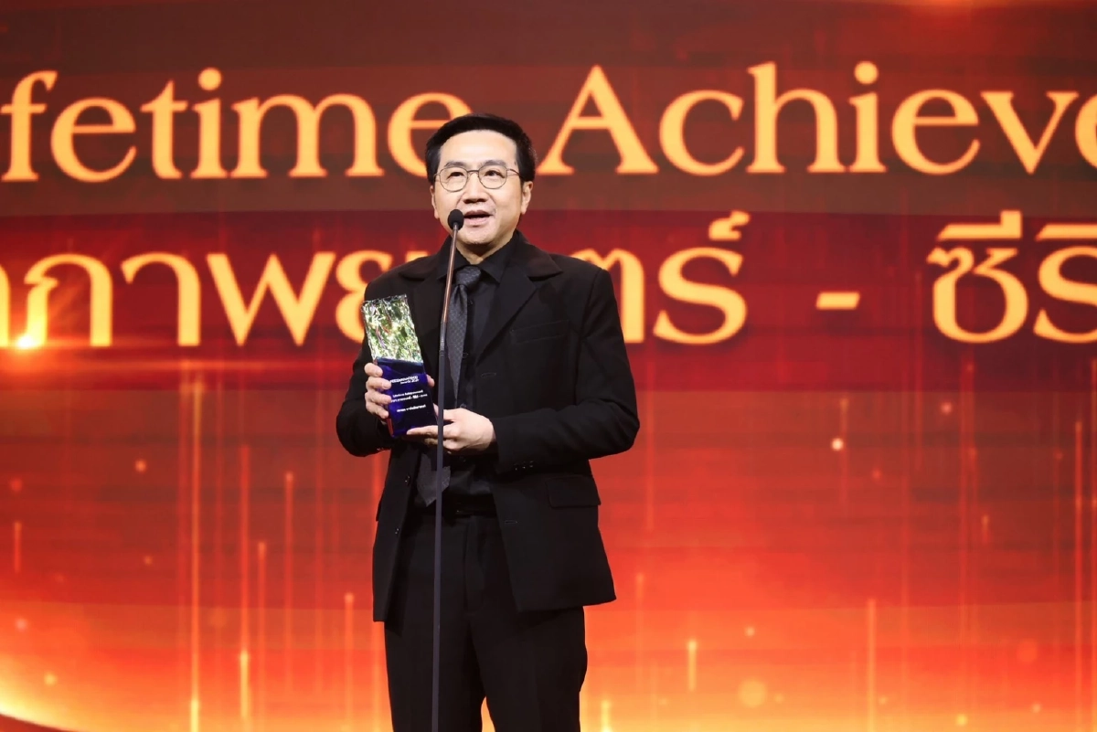 'GMMTV' ปังไม่หยุด! กวาด 4 รางวัลรัวๆ  'โฟร์ท–ออฟ' คว้ารางวัลใหญ่