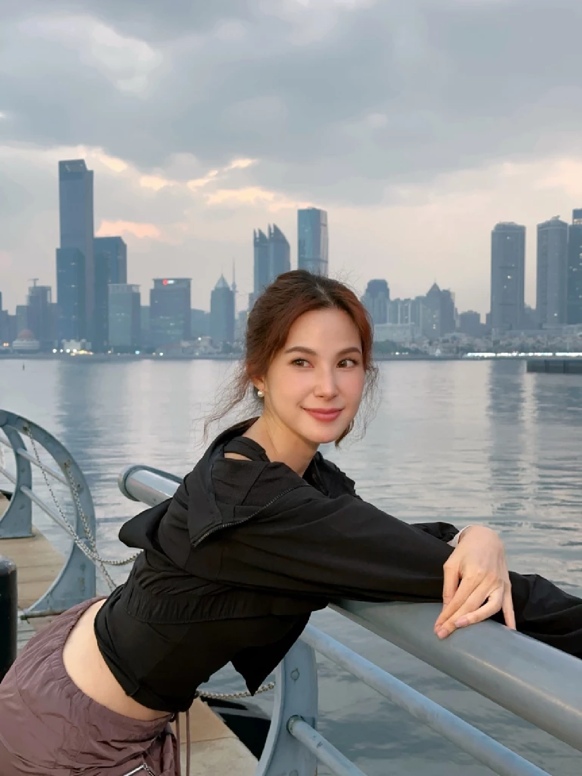 เปิดวาร์ป "แครอท ปภาดา" สาวสวยโมเมนต์หวาน "สน ยุกต์" โปรไฟล์ไม่ธรรมดา