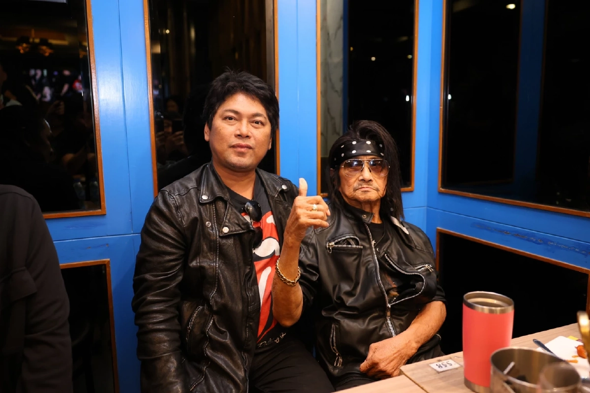 คืนร็อกโคตรเดือด! ขุนพลเพลงร่วมสร้างตำนาน Rock Never Die