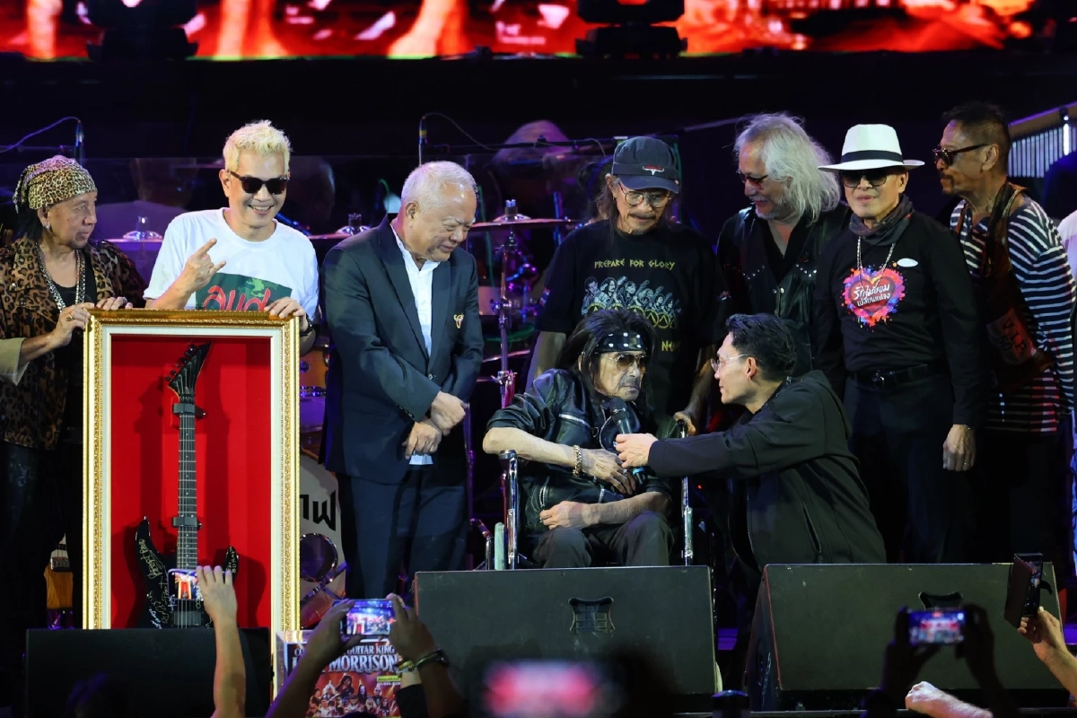 คืนร็อกโคตรเดือด! ขุนพลเพลงร่วมสร้างตำนาน Rock Never Die