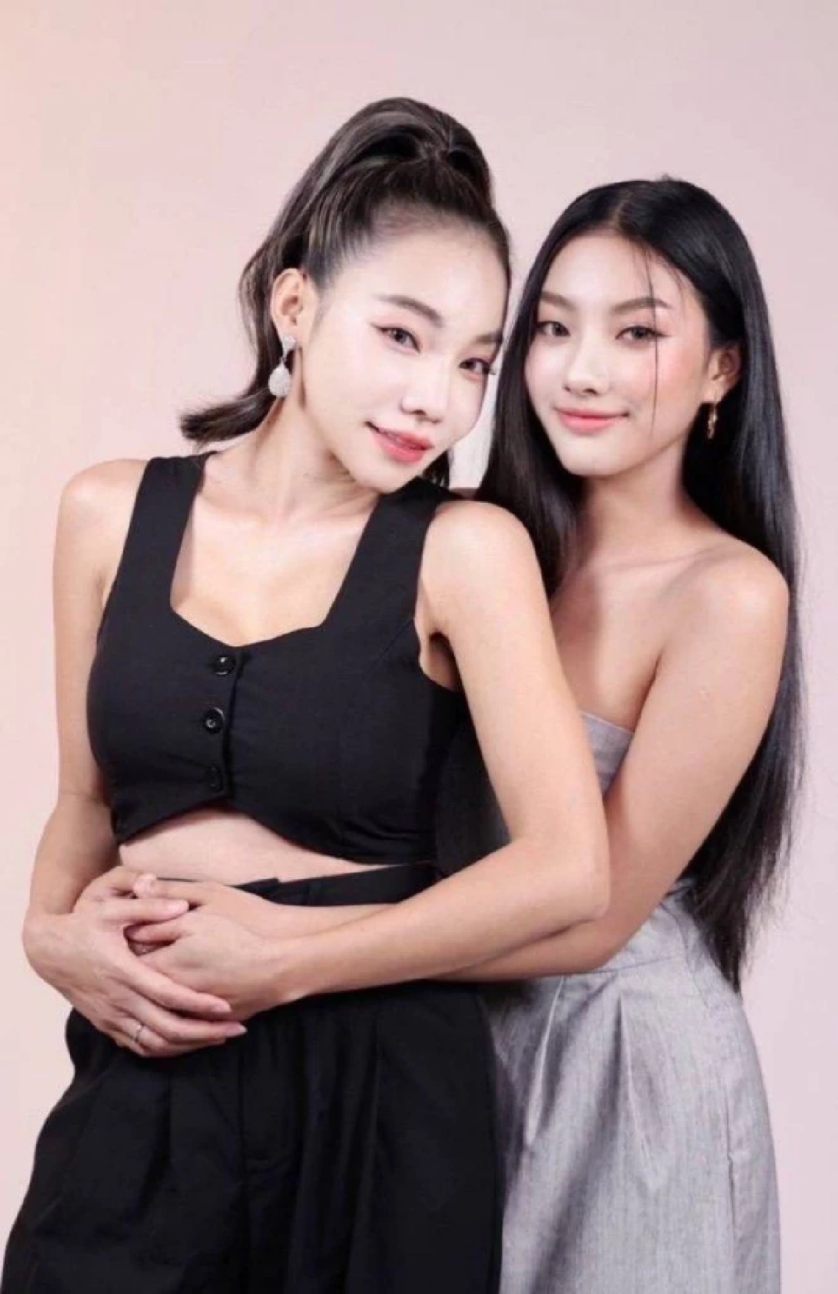 "เอมมี่" แจ้งความ ปกป้องลูกสาว "จื้อหลิง" เพื่อนประจาน หยาบคาย
