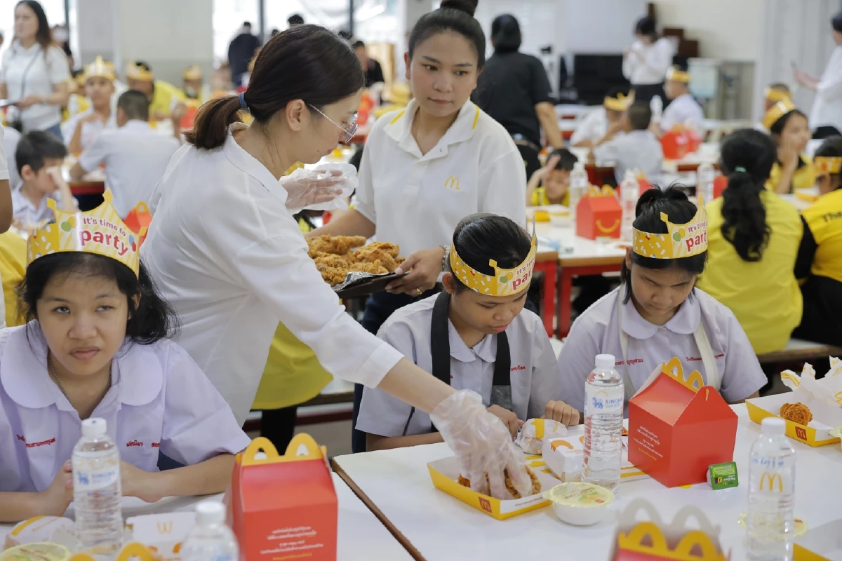 "แมคโดนัลด์ ประเทศไทย" สานต่อ ‘McDonald’s Touch of Smile’