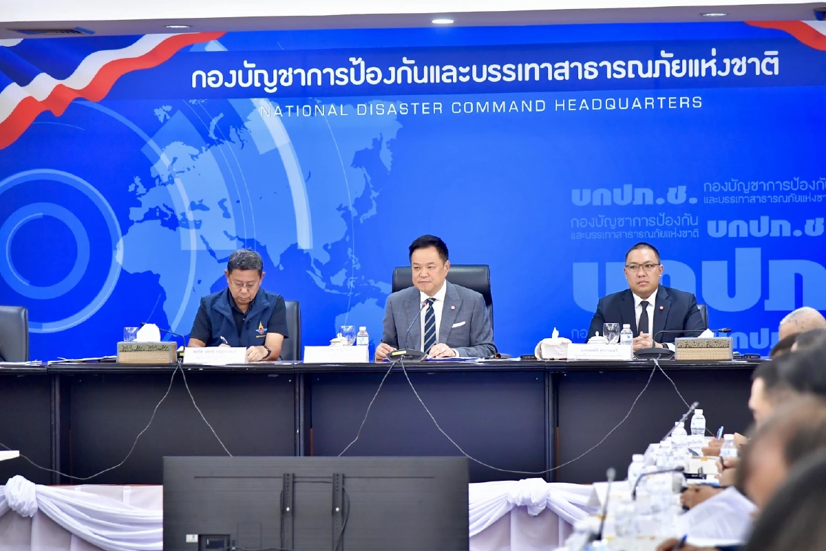นายกฯ ประชุม บกปภ.ช-ผู้ว่าฯ ทั่วประเทศ เร่งช่วยผู้ประสบอุทกภัย