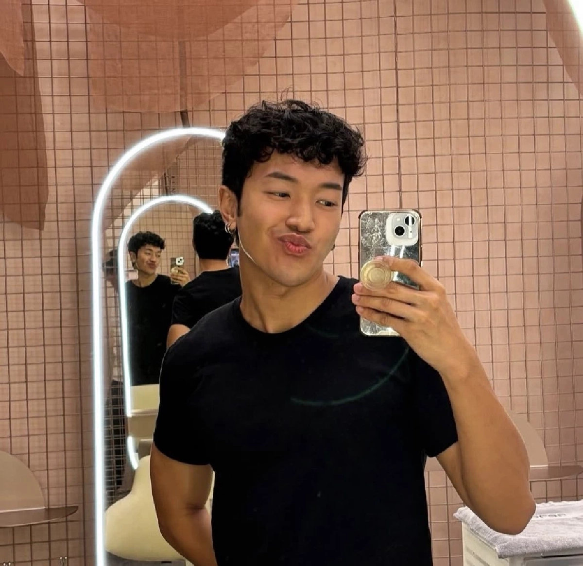 ช็อก! อินฟลูฯ ชื่อดังชีวิตกะทันหัน ขณะนอนหลับ จากไปในวัย 26 ปี