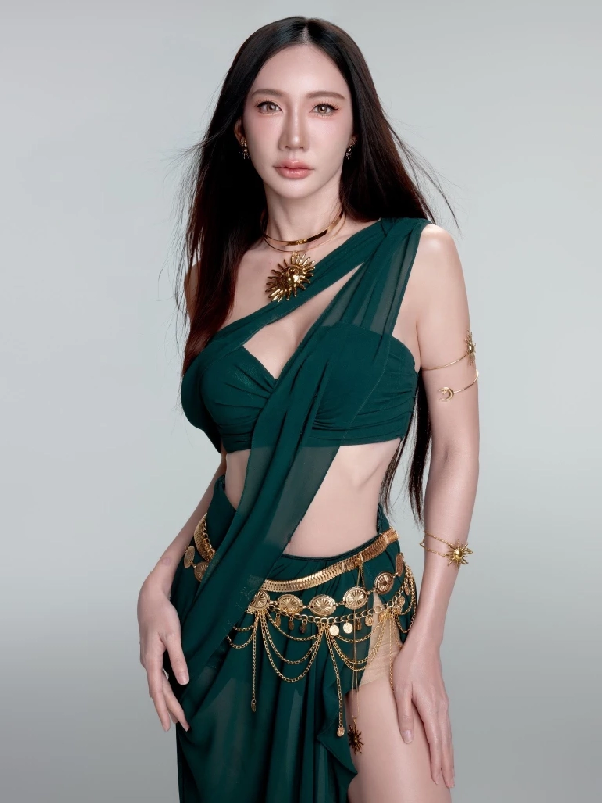 เผยสาเหตุ "เบนซ์ พริกไทย" เปลี่ยนนามสกุลเป็น "ภูวรินทร์ภัฏ"