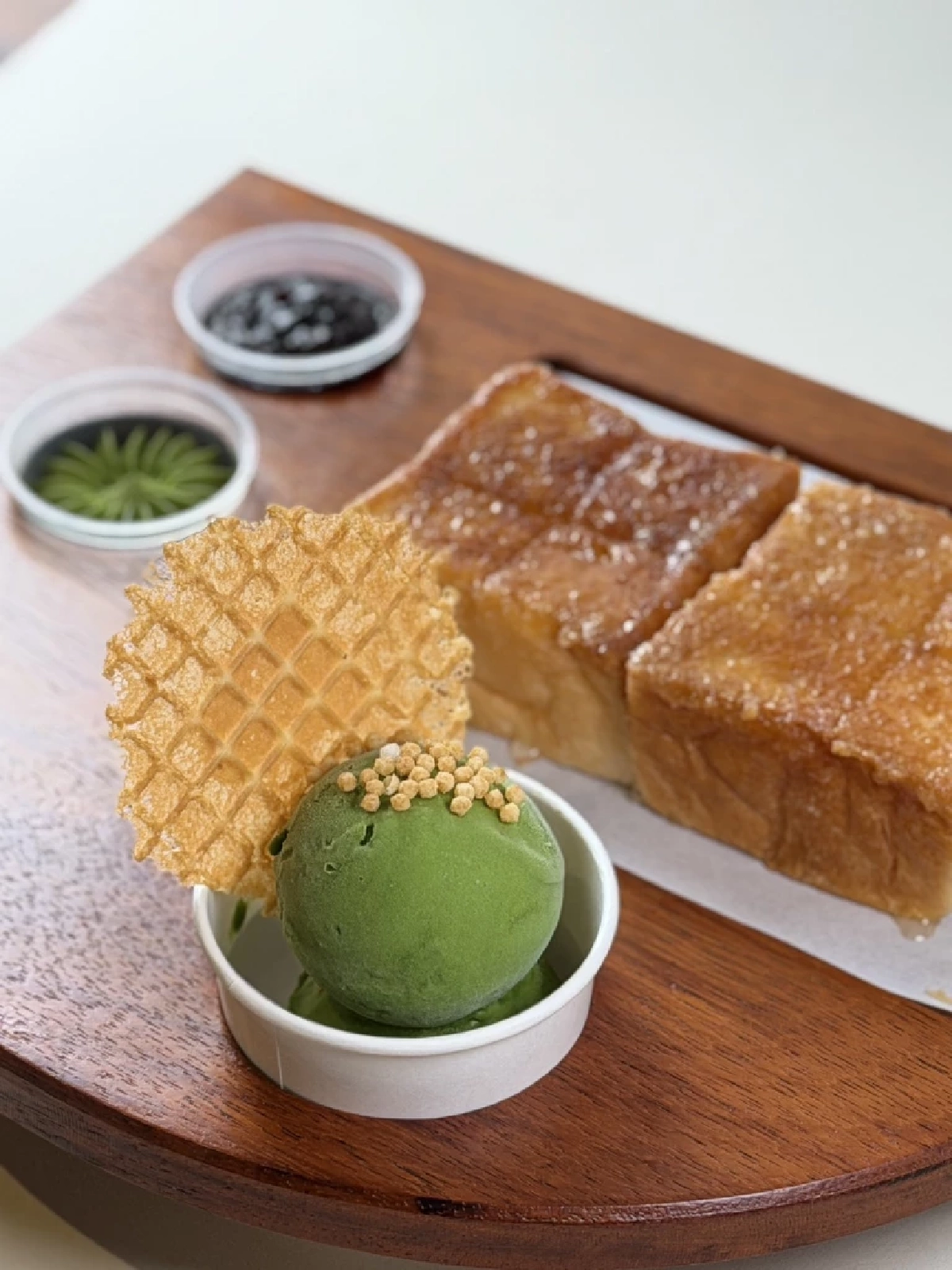 หลบลี้สู่ความสงบกับ “ชาหน้าผา” คาเฟ่มัทฉะในรีสอร์ตกลางป่าเขาใหญ่