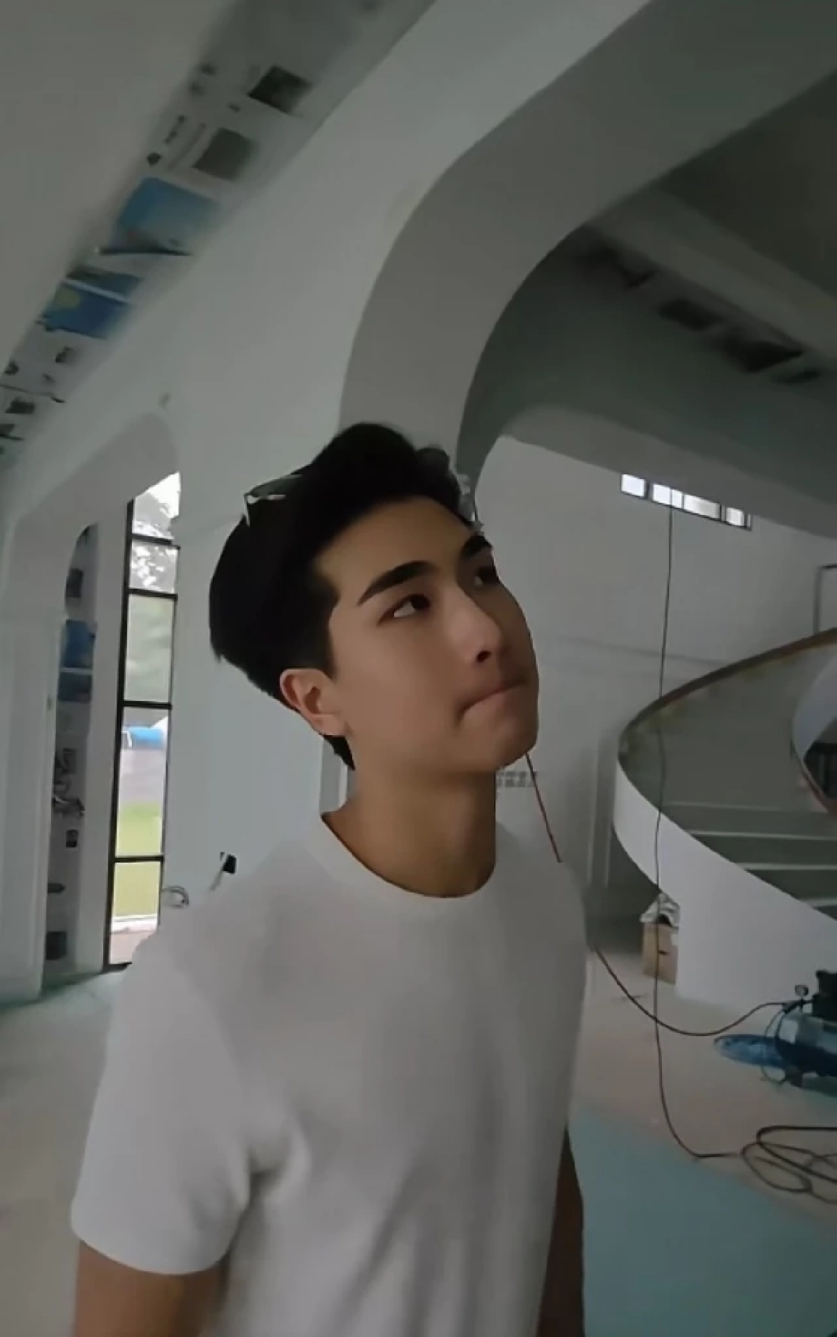 'พีท ทองเจือ' สร้างบ้านใหม่สุดอลังการ 'แม่เจ็ง-โรเตอร์' แท็กทีมตรวจงาน