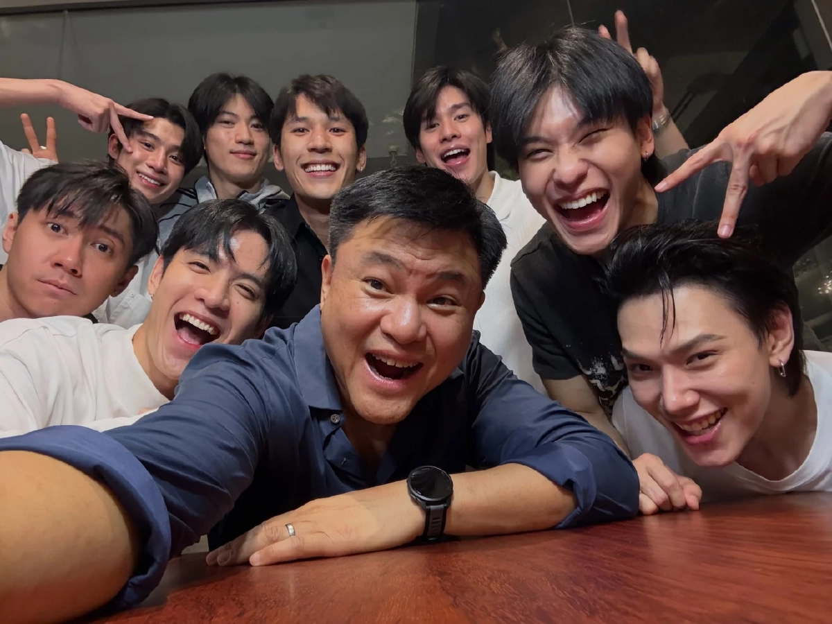 เฟรมเทพเจ้า '4 คู่จิ้นตัวท็อป One31' แฟนวายแห่ลุ้น พี่บอย ดันโปรเจกต์