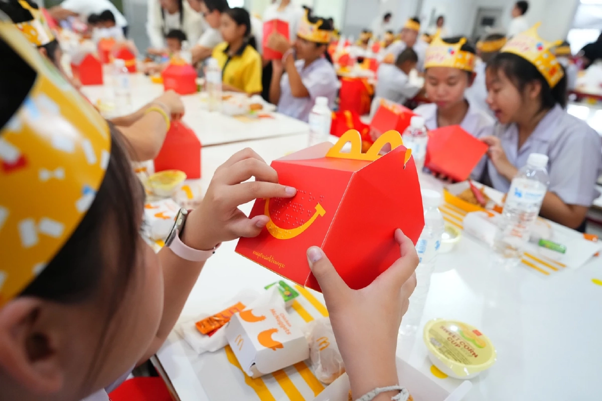 "แมคโดนัลด์ ประเทศไทย" สานต่อ ‘McDonald’s Touch of Smile’