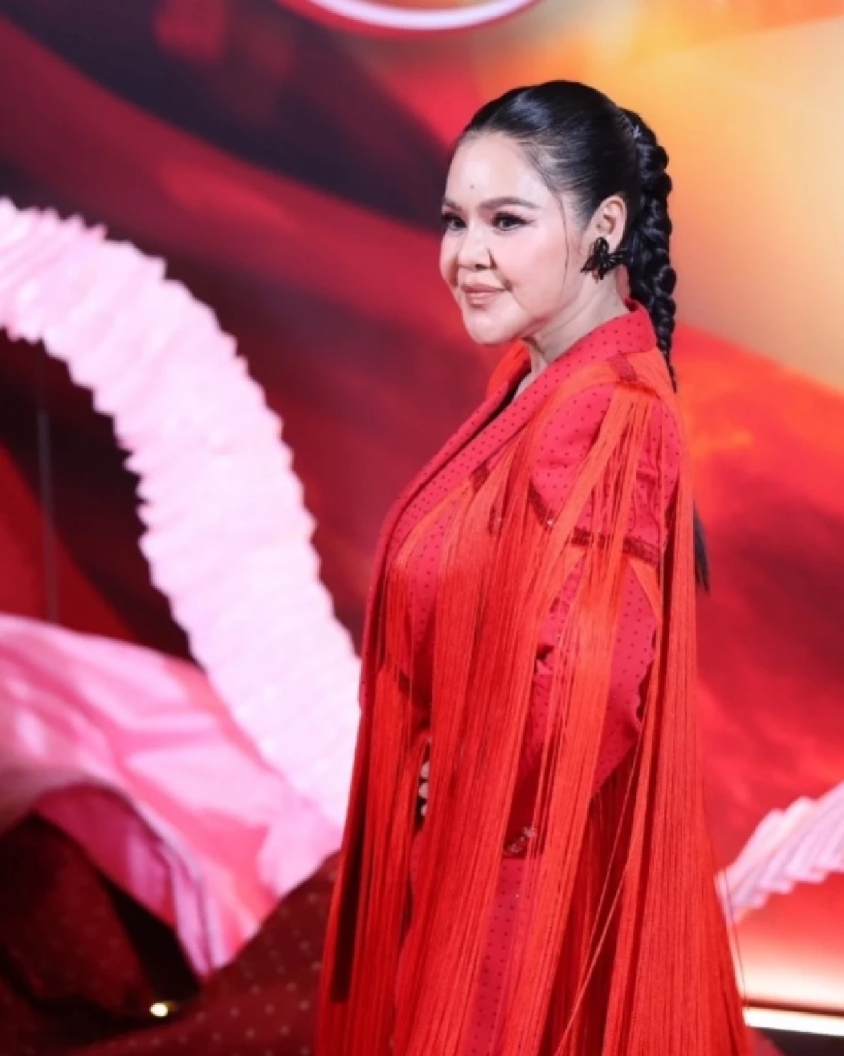 ซู๊ดปาก! 'แม่ฮาย อาภาพร' ตอบแซ่บ ปมถูกทนายอาร์ม อ้างชื่อในโหนกระแส