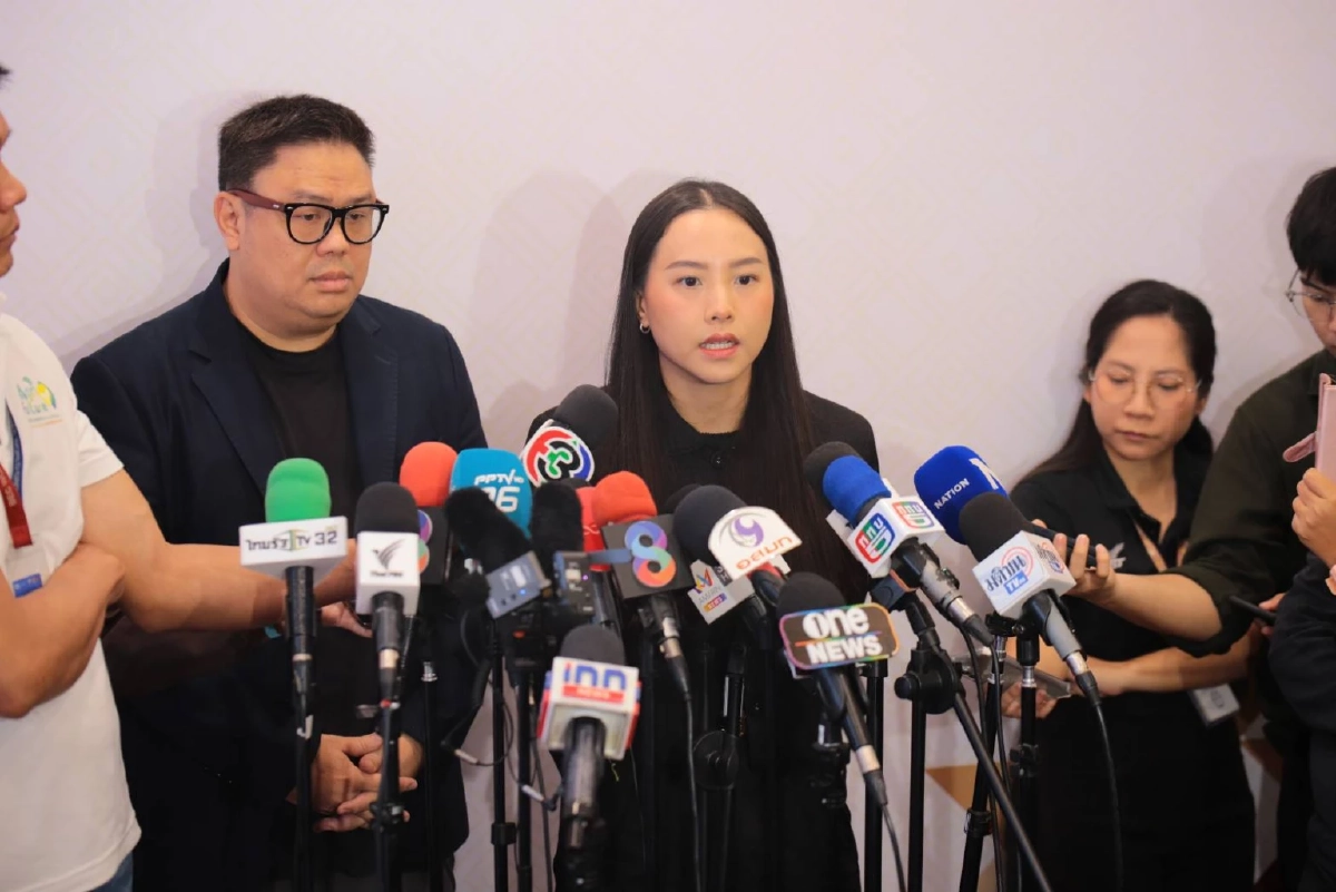 “ไชยชนก” เมิน "ไอซ์ รักชนก" ร้อง ป.ป.ช.สอบล็อกสเปก TH-AI Passport