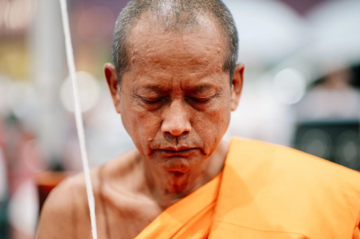 รู้จัก "หลวงพ่ออิฏฐ์" ผู้มีแต่ให้ ศรัทธาแห่งวัดจุฬามณี 'ตำนานท้าวเวสสุวรรณ'