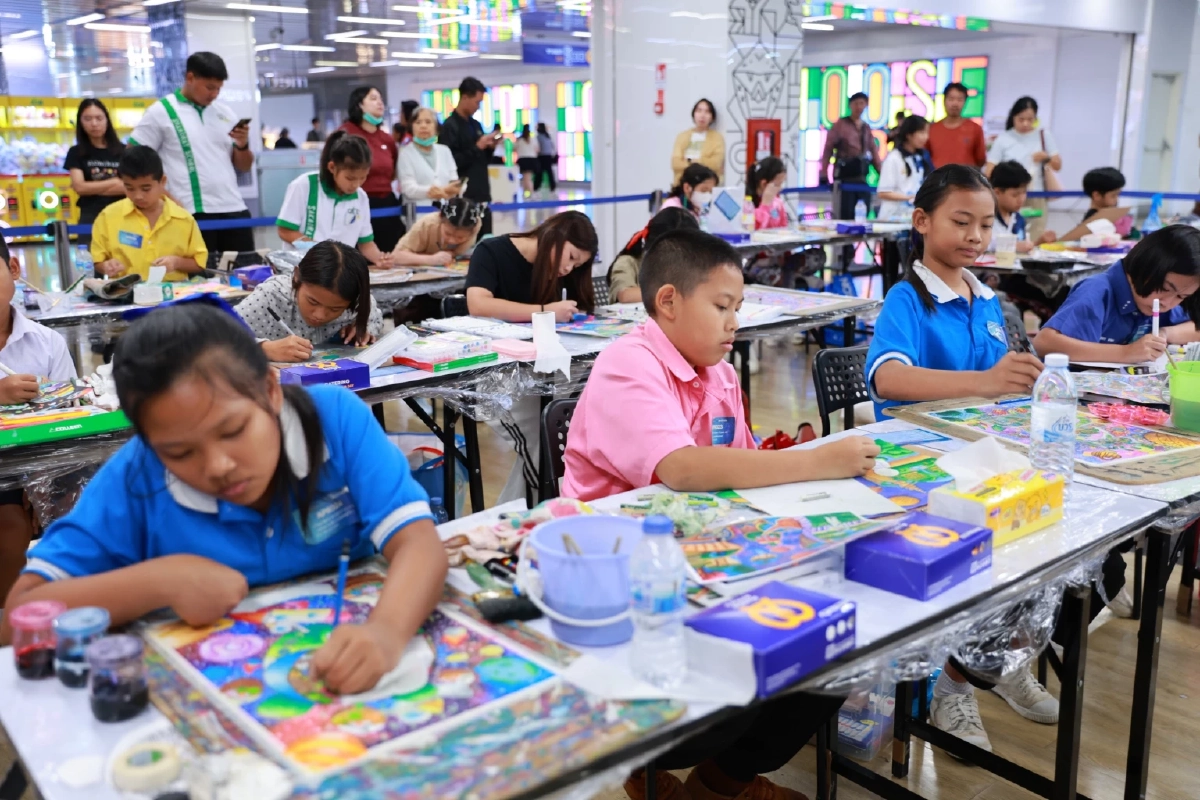 MRT เปิดพื้นที่ โชว์ศิลปะเยาวชน งาน APRSAF Poster Contest 2026