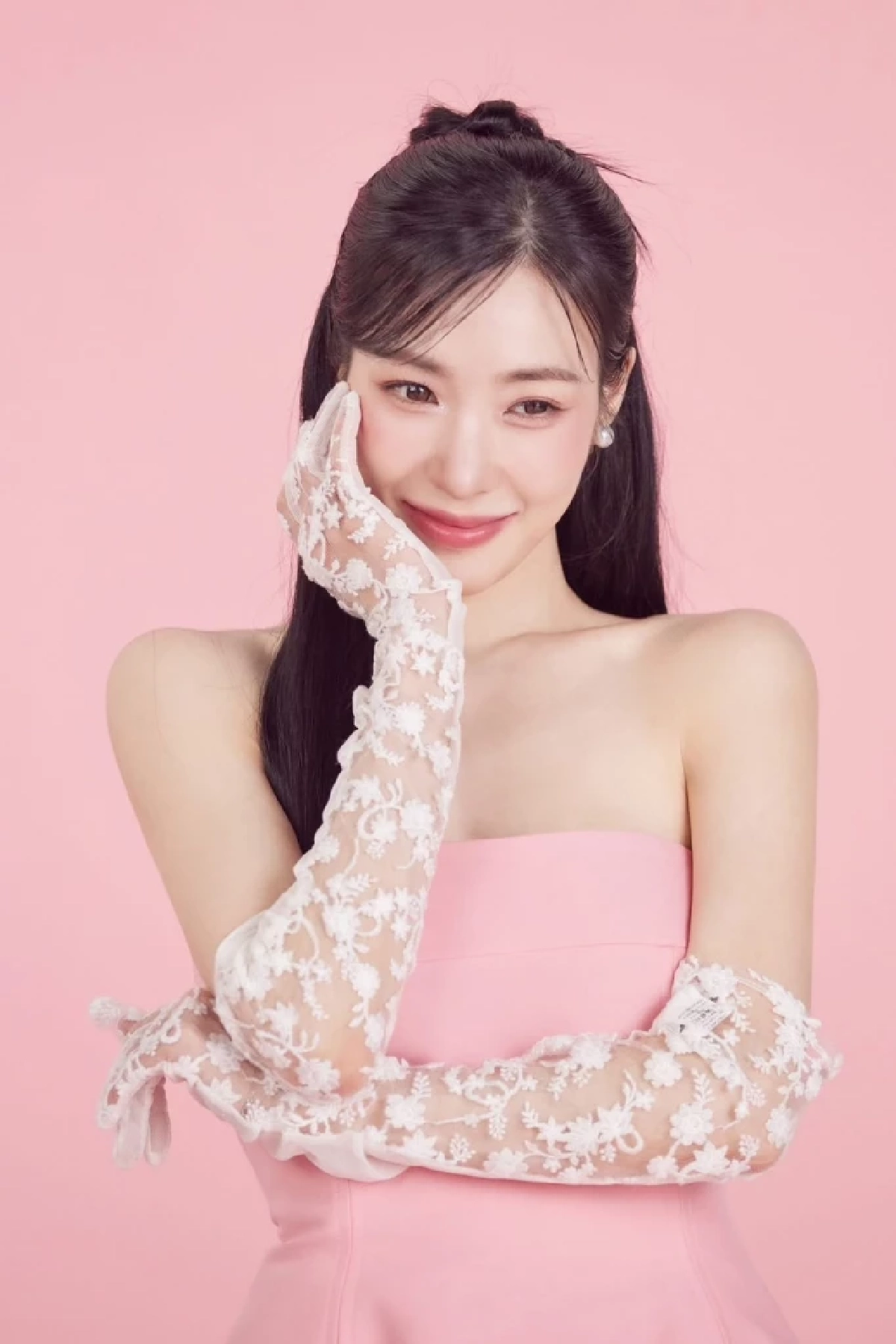 สนั่นโซเชียล! ‘ทิฟฟานี่ ยอง‘ สร้างไวรัลหลังโชว์เยลลี่แบรนด์ไทย