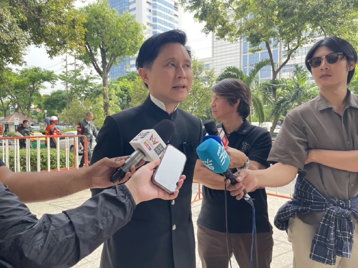 "ทนายตั้ม" แขวะ "สนธิ" ใจบาง ถูกโต้กลับ จนต้องฟ้องหมิ่นประมาทฯ