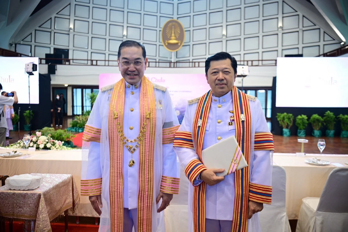 “ศุภชัย เจียรวนนท์” รับปริญญาบริหารธุรกิจดุษฎีบัณฑิตกิตติมศักดิ์