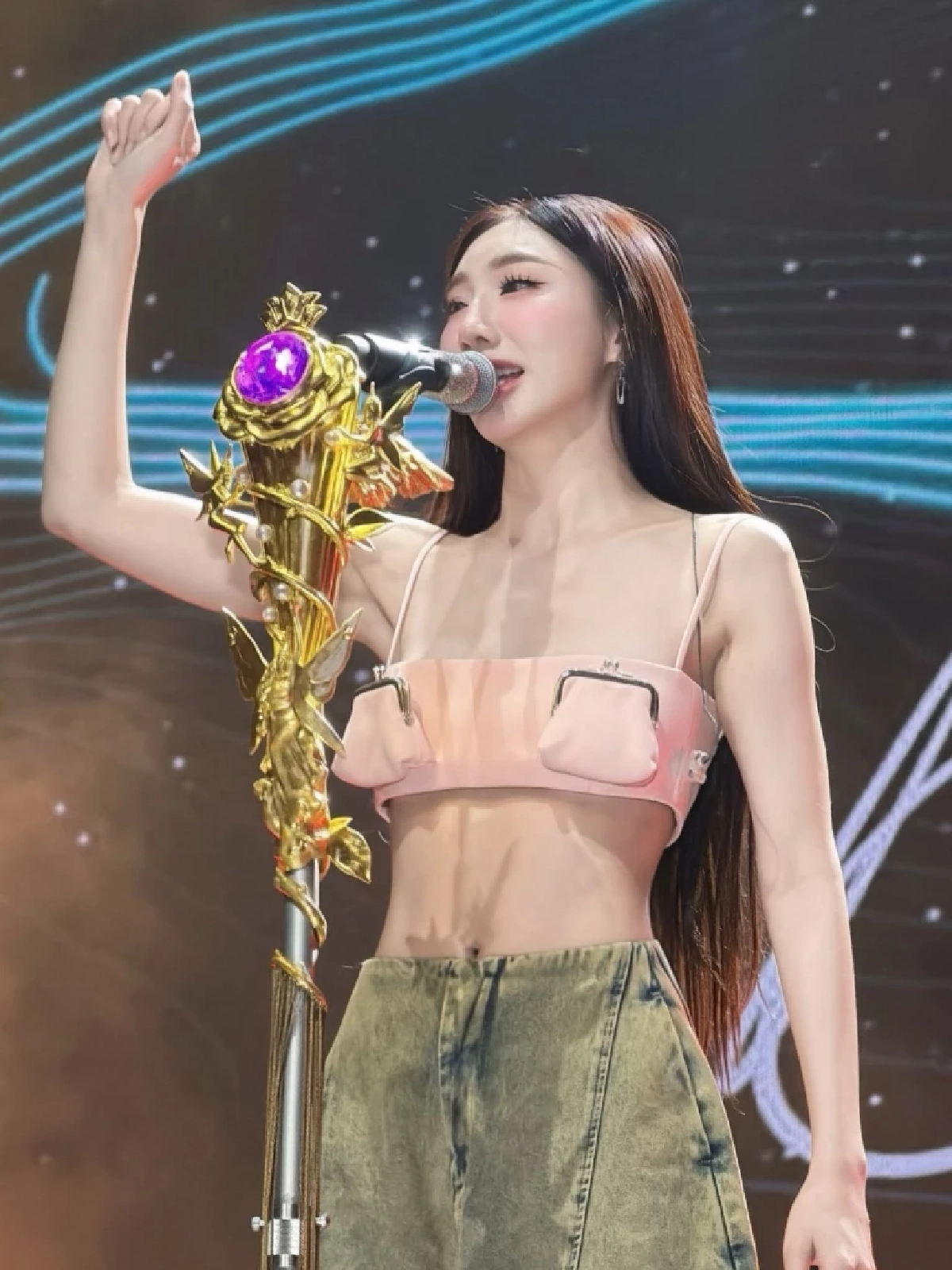 ส่องทรัพย์สิน ‘เบนซ์ พริกไทย’ รายได้ทะลุ 21 ล้าน เปลี่ยนนามสกุลใหม่ปังกว่าเดิม