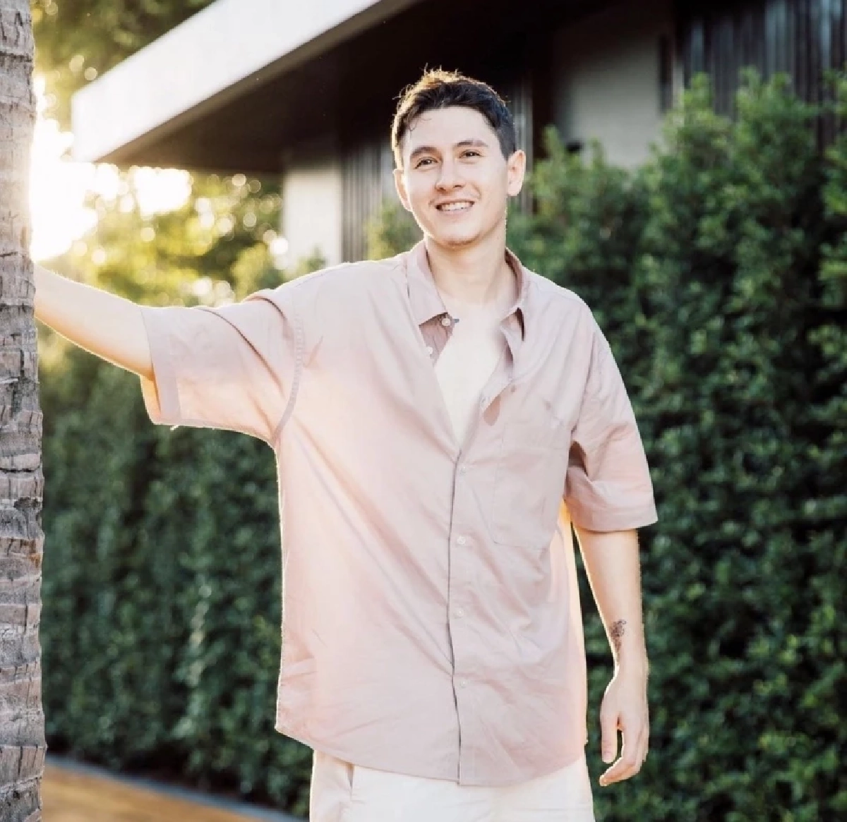 'กวินท์ ดูวาล' สะเทือนใจกลางคอนเสิร์ต ประโยคเดียวทำโซเชียลจับตา