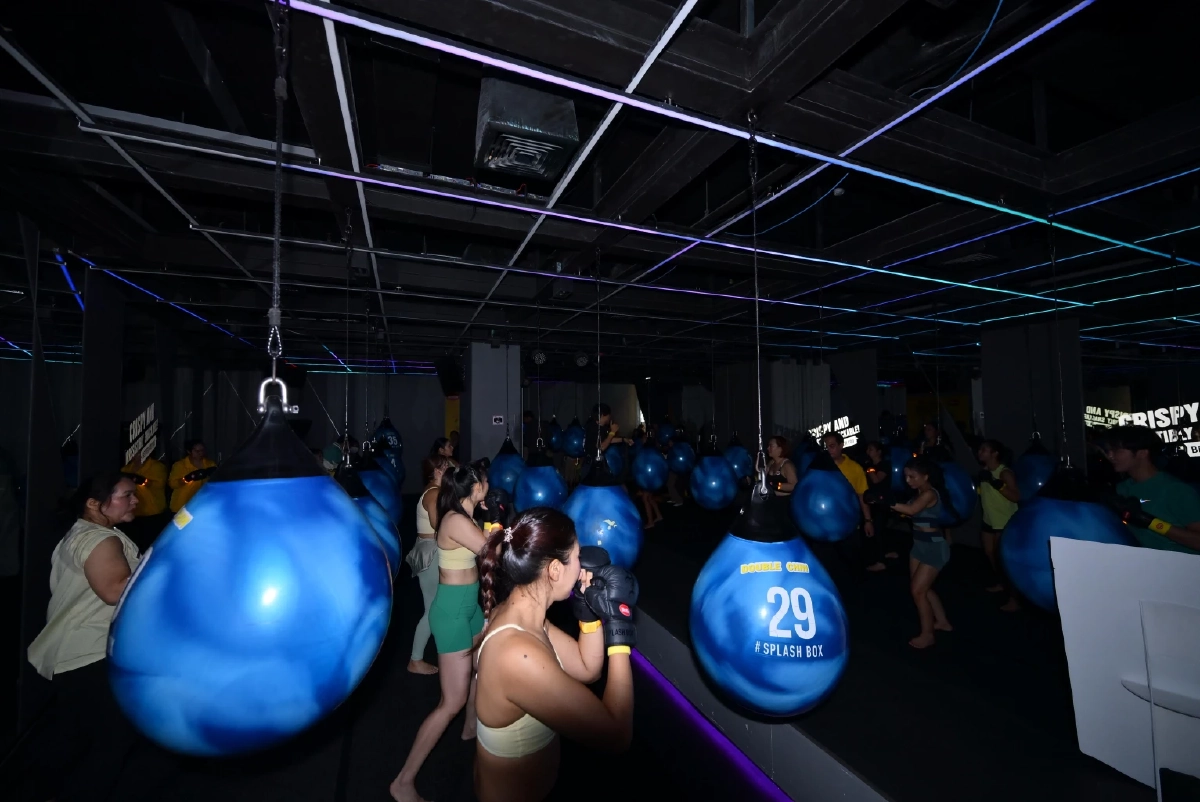 พาไปเสียเหงื่อ Cardio Boxing ชิมขนมเคี้ยวเพลินแบบไม่รู้สึกผิด
