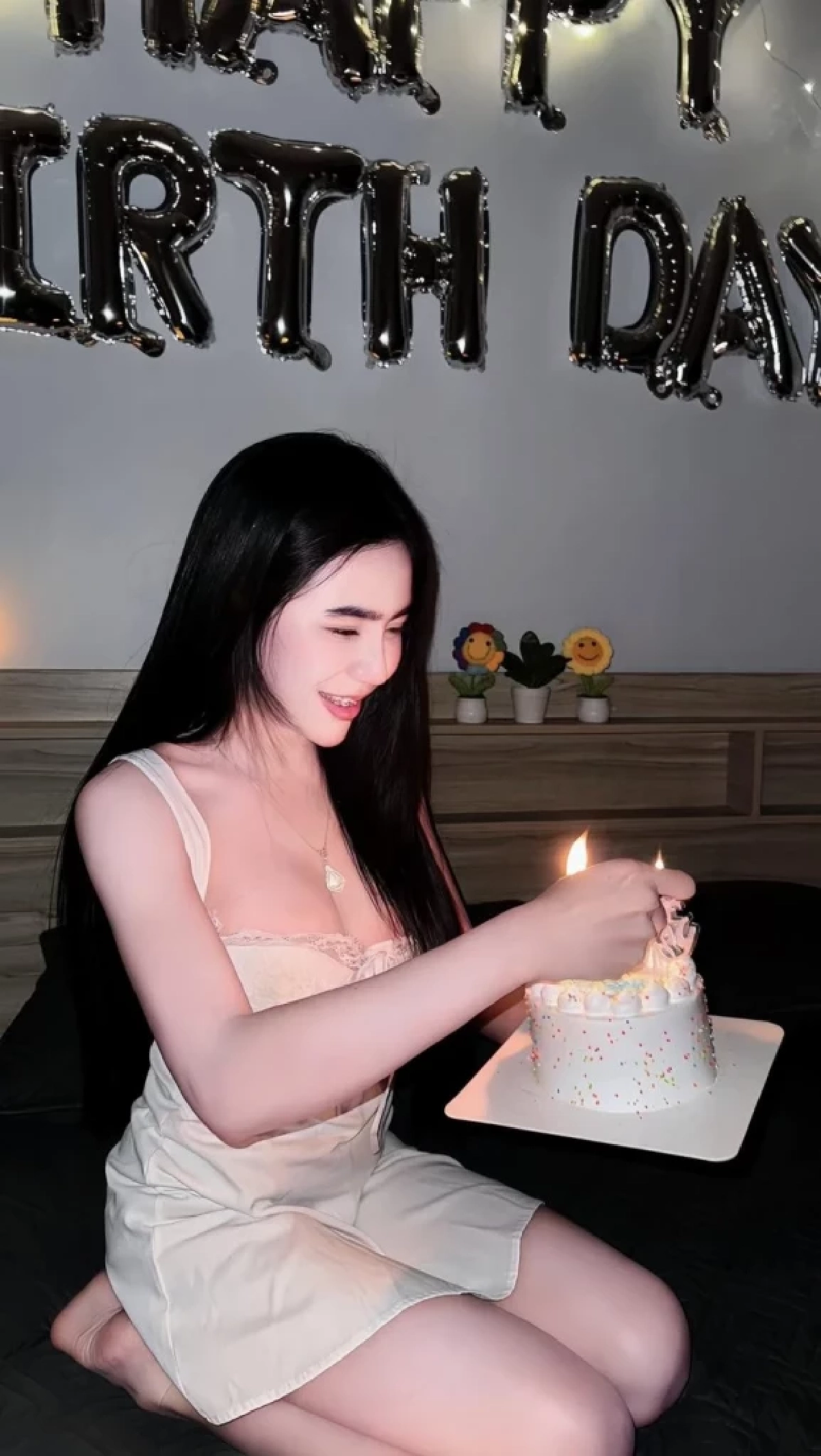 เปิดวาร์ปแฟนใหม่ "เต วรากร" สาวรุ่นพี่วัย 28 ดีกรีซิงเกิ้ลมัม