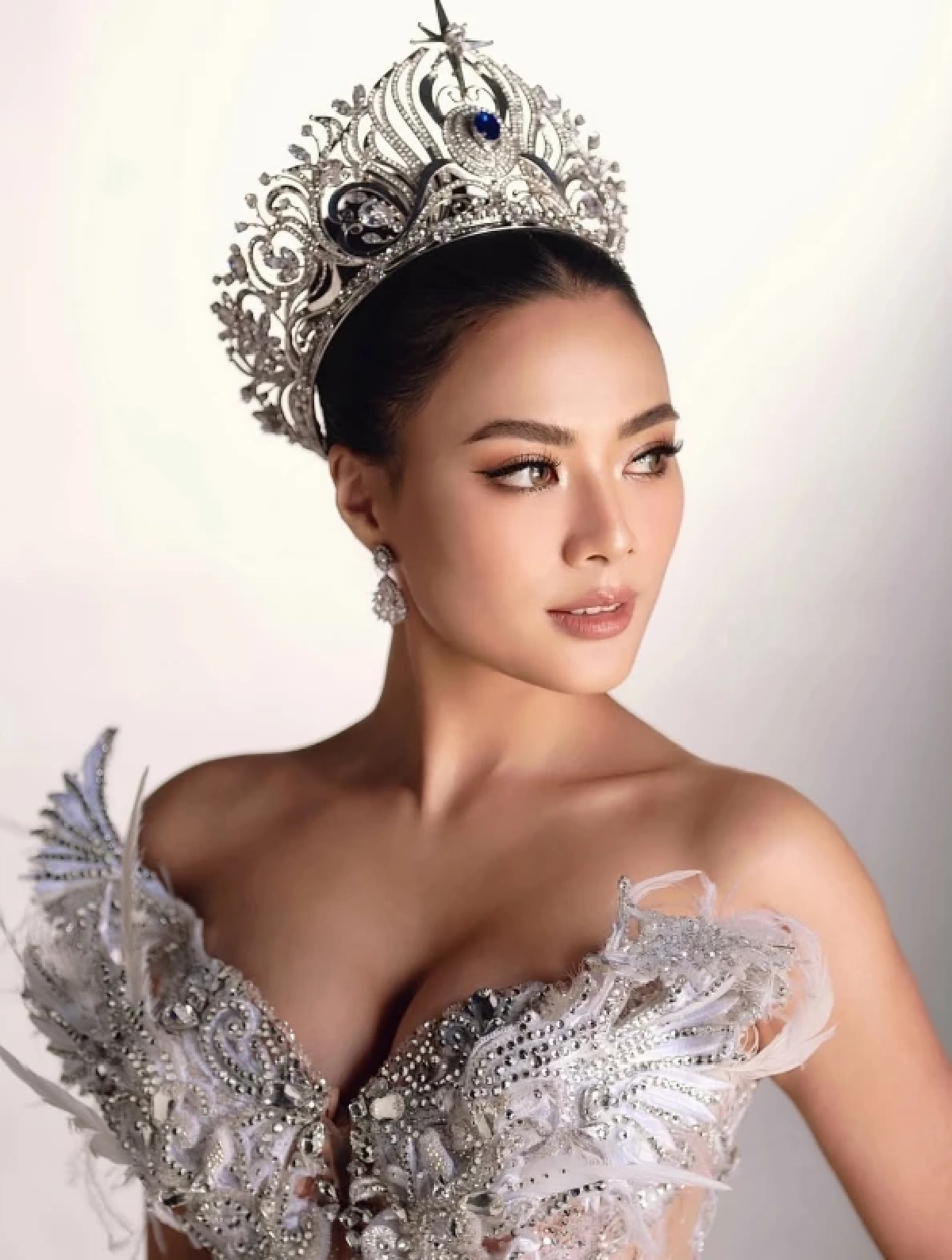 ส่องความฟิต "แบมบี้ สิรินโสพิศ" สปอร์ตตัวแม่ "วิ่งเทรล-ฟิตเนส" จัดเต็ม