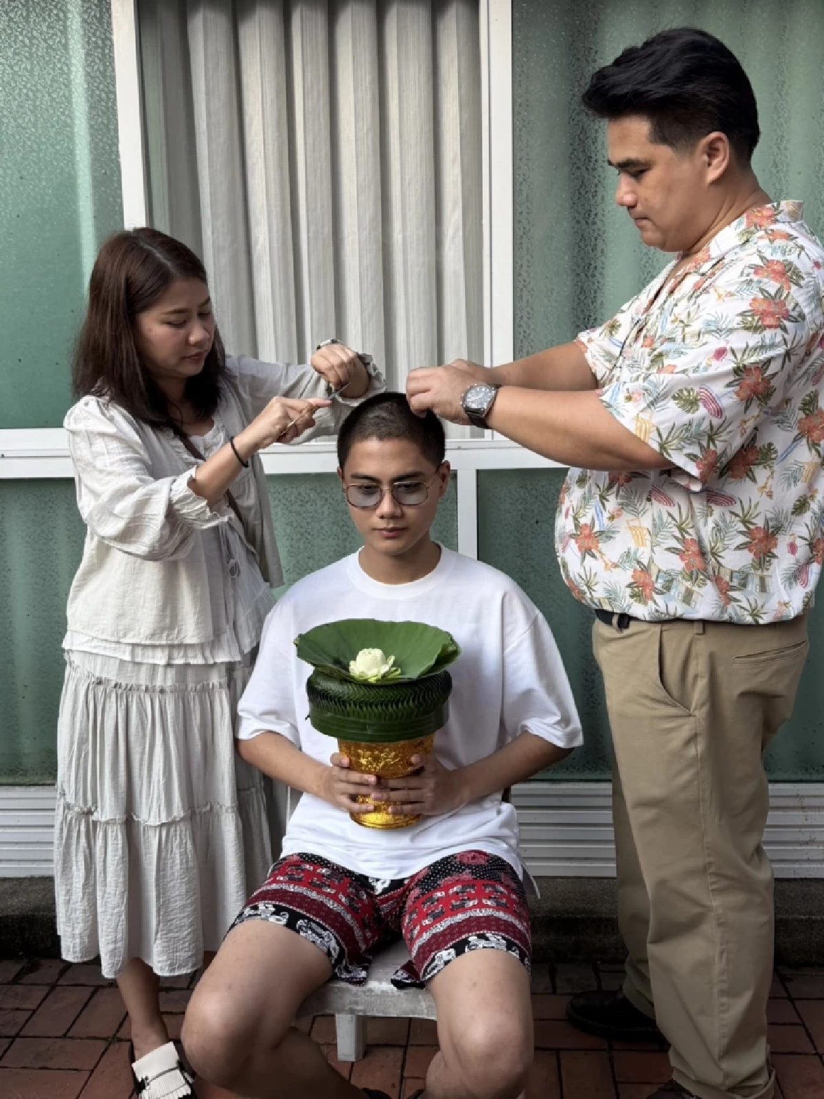 อนุโมทนาบุญ "พอร์ส นรากร" เข้าพิธีอุปสมบท ได้ฉายาทางธรรม สิริวฑฺฒโน