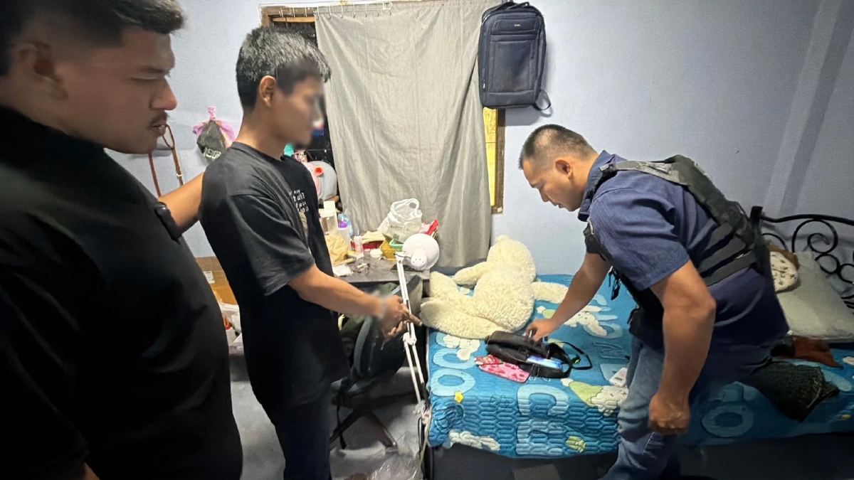 สายสืบตาดี! ไล่ล่ารถต้องสงสัย ขยายผลบุกทลายฐานผลิต "พอตเค" ศรีราชา