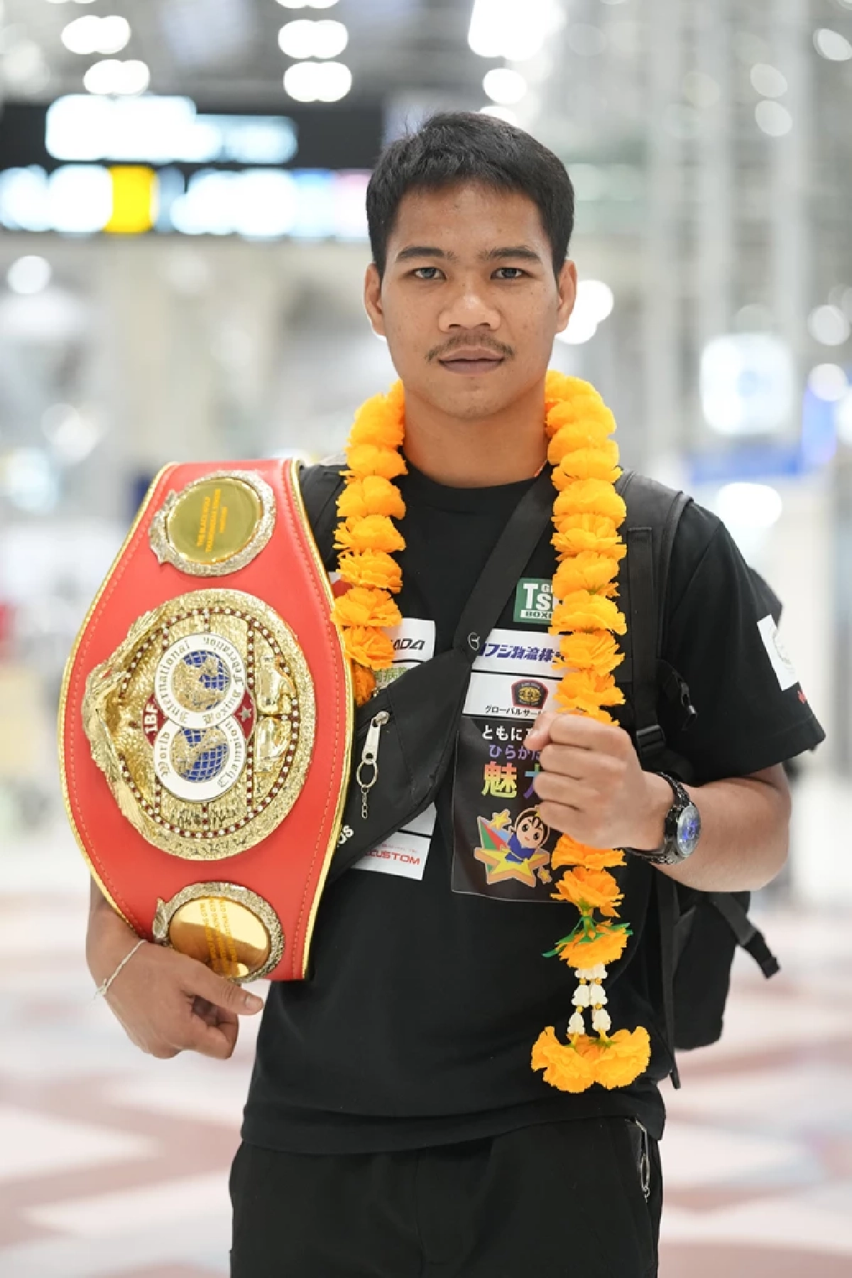 'เพชรโกศล' หอบเข็มขัดแชมป์โลก IBF กลับถึงไทยสุดภูมิใจ ป้องกันแชมป์ครั้งที่ 2