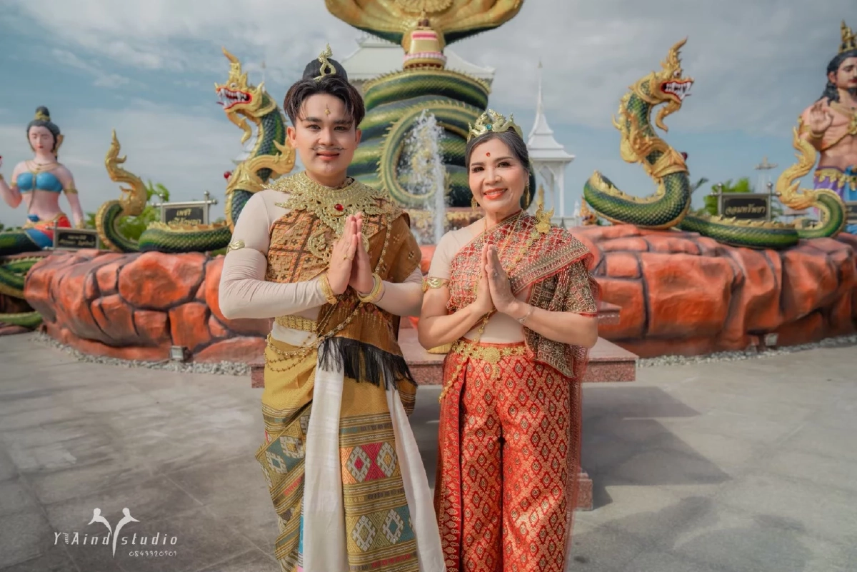 เลขเด็ด งูสีทอง (พญานาค) "แม่แก้ว" ถ่ายทอดเพลง "บูชาท้าวมหาราชวิรูปักโขนาคราช"