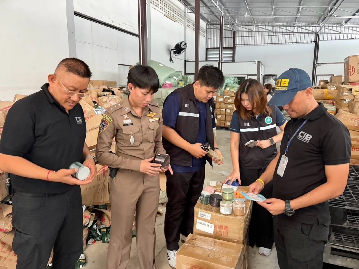 ทลายโกดังเครื่องสำอางจีน-เครื่องมือแพทย์เถื่อน เปิดนาน 4 ปี ขายวันละ 700 ชิ้น!