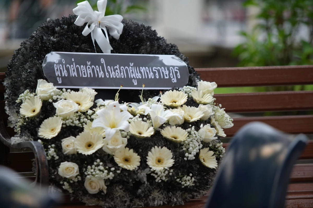 50 ปี 6 ตุลา "ณัฐพงษ์" ปลุกบทเรียนกลาง มธ. ลุยรื้อกติกาปิดทางเผด็จการซ้ำรอย