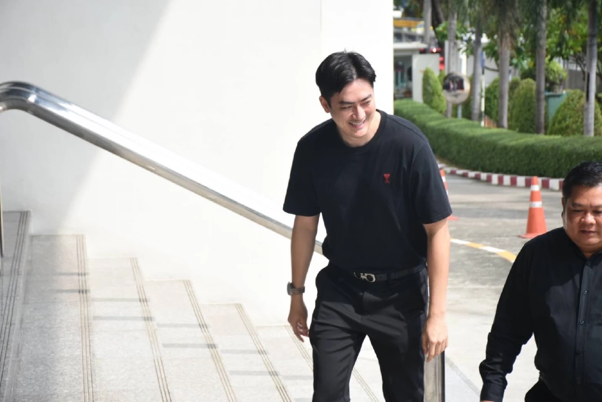 อัปเดตคดี Forex "ฟิล์ม รัฐภูมิ - สส.ภาวุธ" อัยการคดีพิเศษเลื่อนนัดฟังคำสั่งฟ้อง