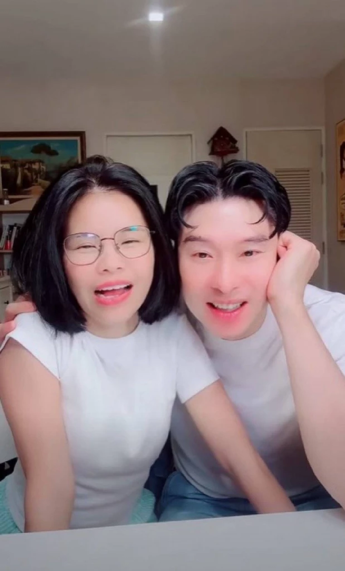 คนโสดตายเรียบ "หยวน - รุ้ง" ประกาศชัดขยับสถานะเป็นแฟน!? 
