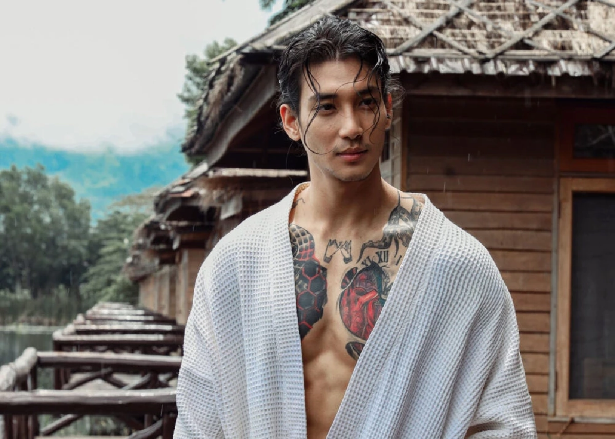 ดราม่า 'ไป่ ทาคน' ถูกขุดวีรกรรมว่อน หลังออกตัวแรง ปมซีรีส์ 'Scarlet Heart Thailand'