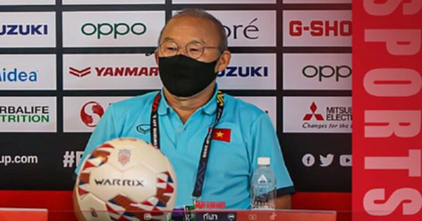"ปาร์ค ฮัง ซอ" บ่นอุบควรมี VAR ในรายการเอเอฟเอฟ ซูซูกิคัพ "ปาร์ค ฮัง ซอ" บ่นอุบควรมี VAR ในรายการเอเอฟเอฟ ซูซูกิคัพ