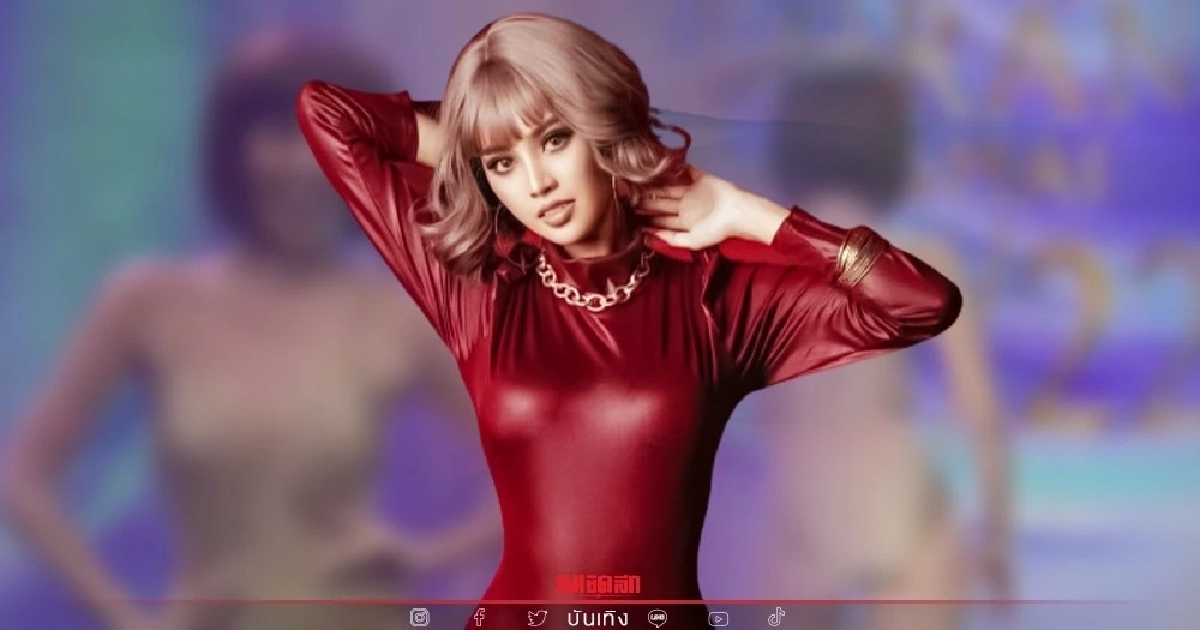 (คลิป) โชว์ตัวสุดแปลกกลางเวที "มิสแกรนด์" เดินธรรมดาโลกไม่จำ (คลิป) โชว์ตัวสุดแปลกกลางเวที "มิสแกรนด์" เดินธรรมดาโลกไม่จำ