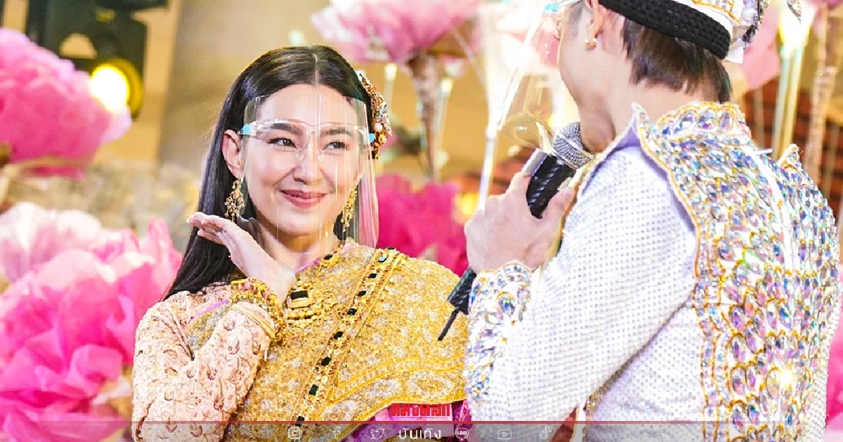 แม่นาย "เบลล่า" ร่วมงานเปิด “เซ็นทรัล อยุธยา” ตระการตา  ชูความเรืองรองมรดกโลก
